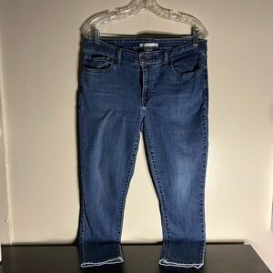 Levi's Women's Blue Cropped Jeans